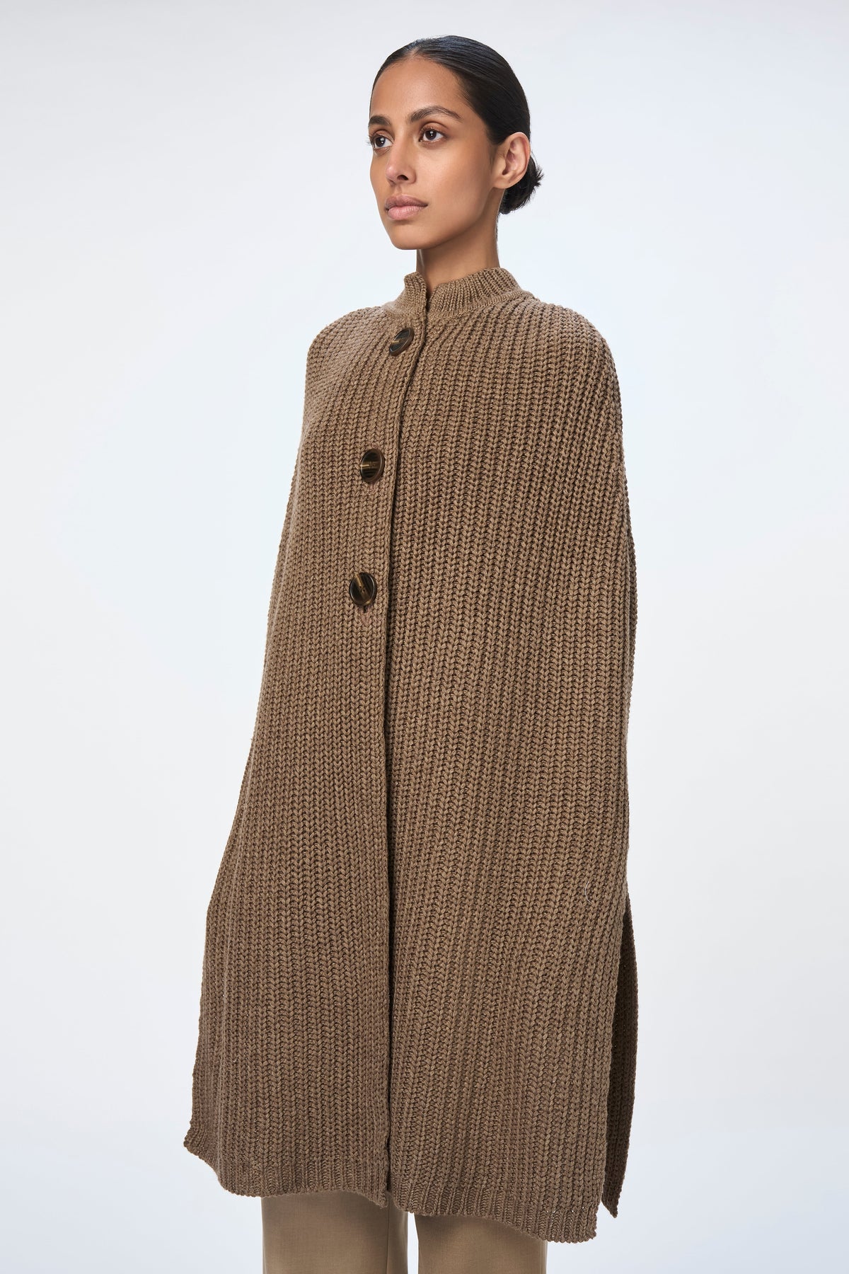 Alva Cape